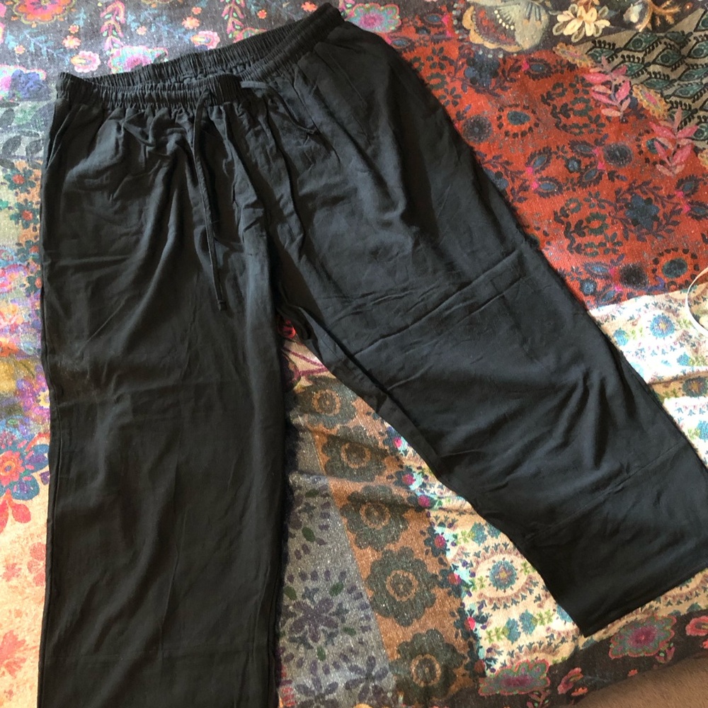 Black Drawstring Linen Cropped Pants